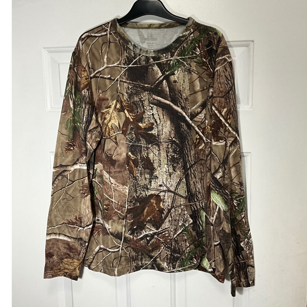 Realtree AP Camo Long Sleeve Shirt Womens Large Brown Forest Hunting Crew Neck